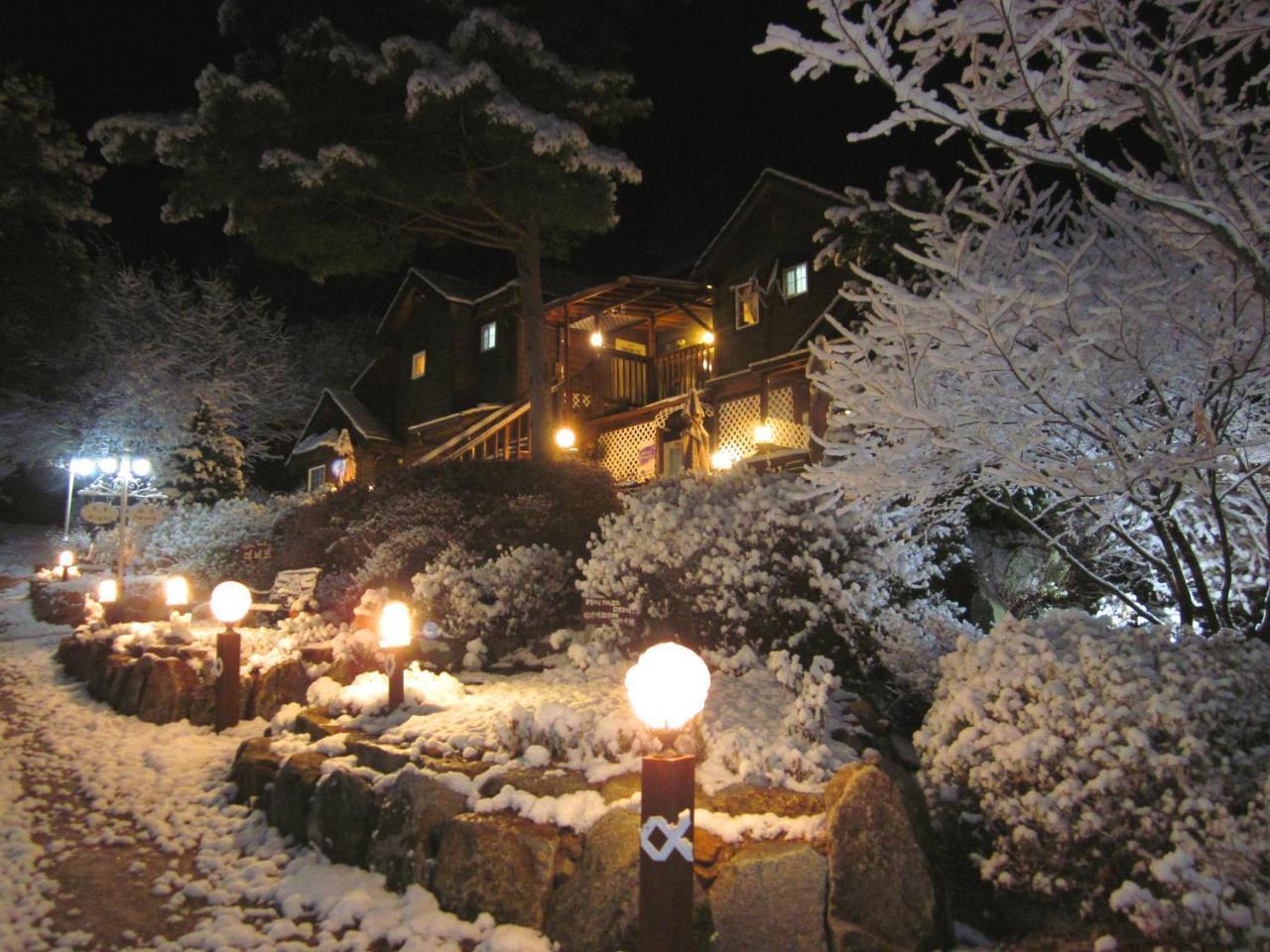 Mayfair Deneb Pension Pyeongchang Exteriör bild